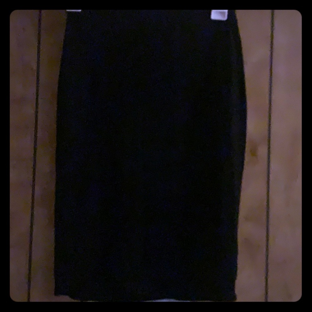 Falda negra stretch